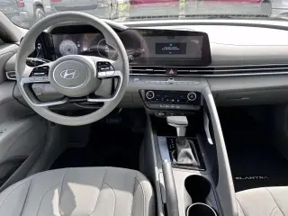Hyundai ELANTRA 2024 SEL 4dr Sedan