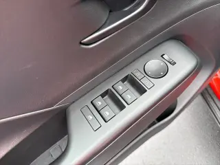 Hyundai KONA 2026 SEL Sport 4p SUV