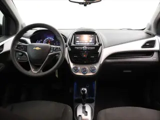 Chevrolet Spark 2018 1LT CVT 4dr Hatchback