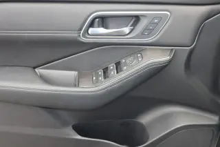 Nissan Rogue 2026 AWD Platinum 4p Crossover