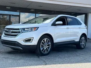 Ford Edge 2017 AWD Titanium 4dr Crossover