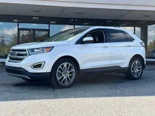 Ford Edge 2017 AWD Titanium 4dr Crossover