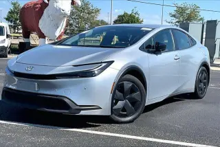 Toyota Prius 2025 LE 4dr Hatchback
