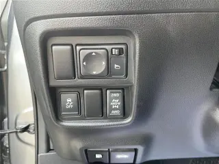 Nissan JUKE 2012 AWD S 4p Crossover