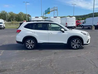 Subaru Forester 2024 AWD Limited 4p Crossover