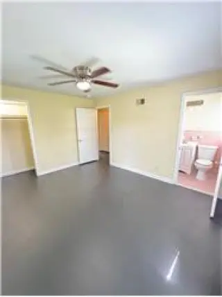 Propiedad en alquiler con 3 dormitorios y 2 baños en Savannah