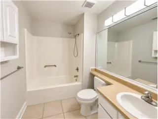 Propiedad de alquiler con 2 dormitorios y 1.5 baños en Savannah