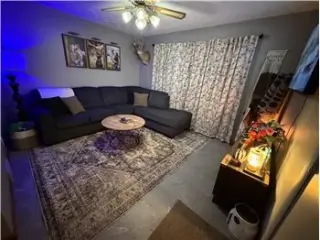 Propiedad en alquiler con 1 dormitorio y 1 baño en Follansbee