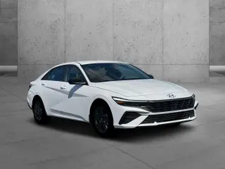 Hyundai ELANTRA 2026 SEL Sport 4dr Sedán