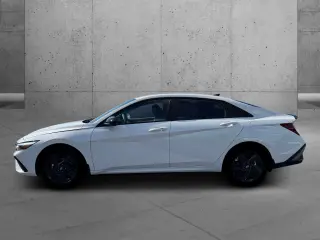 Hyundai ELANTRA 2026 SEL Sport 4dr Sedán