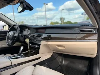 BMW Serie 7 2012 Tracción Total 750i xDrive Sedán 4p