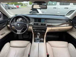 BMW Serie 7 2012 Tracción Total 750i xDrive Sedán 4p