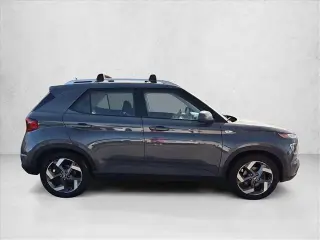 Hyundai VENUE 2025 SEL 4dr Crossover