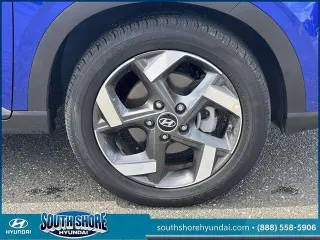 Hyundai VENUE 2025 SEL 4p Crossover