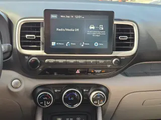 Hyundai VENUE 2026 SEL 4dr Crossover
