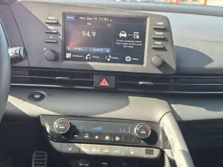 Hyundai ELANTRA 2026 SEL Sport Premium 4dr Sedan