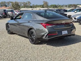 Hyundai ELANTRA 2026 SEL Sport Premium 4dr Sedan