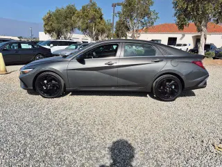 Hyundai ELANTRA 2026 SEL Sport Premium 4dr Sedan