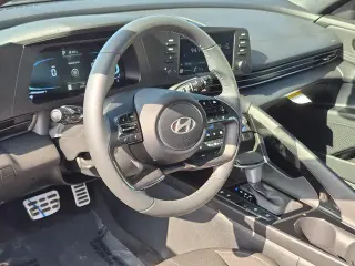 Hyundai ELANTRA 2026 SEL Sport Premium 4dr Sedan
