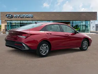 Hyundai ELANTRA 2024 SEL 4p Sedan