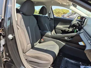 Hyundai ELANTRA 2025 SE Sedán 4p