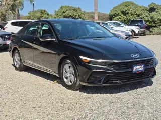 Hyundai ELANTRA 2025 SE Sedán 4p