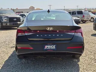 Hyundai ELANTRA 2025 SE Sedán 4p