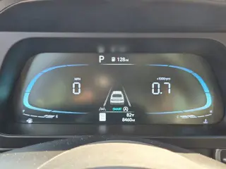 Hyundai ELANTRA 2025 SE Sedán 4p