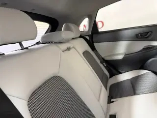 Hyundai KONA 2023 SE 4dr Crossover