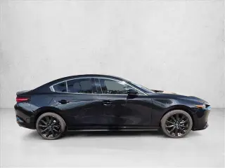 Mazda Mazda3 Sedan 2023 tracción en las cuatro ruedas 2.5 Turbo Premium Plus 4p Sedan
