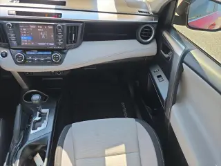 Toyota RAV4 2017 XLE 4dr SUV