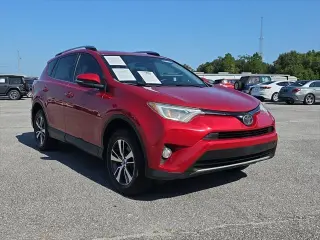 Toyota RAV4 2017 XLE 4dr SUV