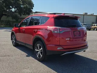 Toyota RAV4 2017 XLE 4dr SUV