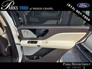Lincoln Aviator 2020 AWD Black Label 4dr SUV Negra