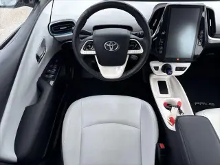 Toyota Prius 2018 Cuatro 4dr Hatchback