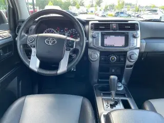 Toyota 4Runner 2018 4x4 SR5 Premium 4dr SUV