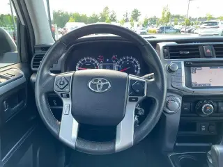 Toyota 4Runner 2018 4x4 SR5 Premium 4dr SUV