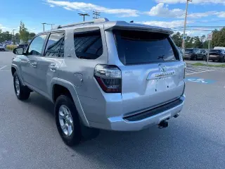 Toyota 4Runner 2018 4x4 SR5 Premium 4dr SUV