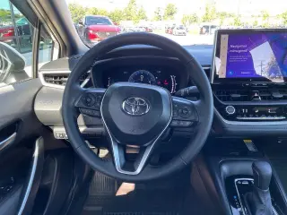 Toyota Corolla 2025 SE 4p Sedana