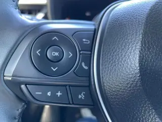 Toyota Corolla 2025 SE 4p Sedana