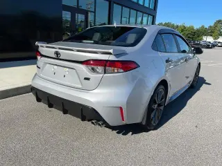Toyota Corolla 2025 SE 4p Sedana