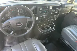 GMC Savana 2021 3500 2dr 177 in. WB Chasis Cutaway de plataforma