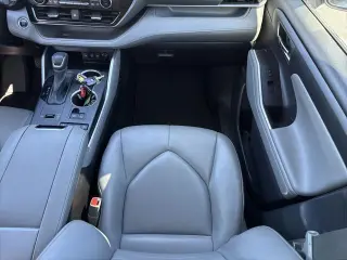 Toyota Highlander 2021 XLE 4p SUV