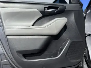 Toyota Highlander 2021 XLE 4p SUV
