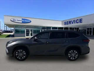 Toyota Highlander 2021 XLE 4p SUV