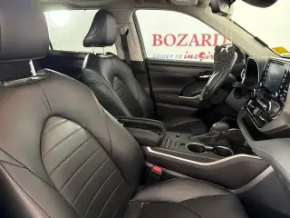 Toyota Highlander 2022 XLE 4dr SUV