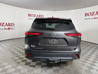 Toyota Highlander 2022 XLE 4dr SUV