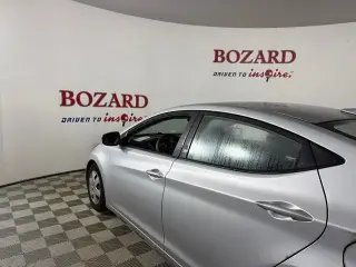 Hyundai ELANTRA 2016 SE 4dr Sedán 6M (EE.UU.)