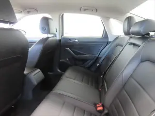 Volkswagen Jetta 2024 SE 4p Sedan