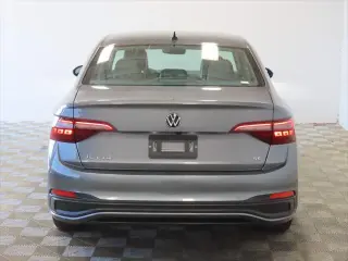 Volkswagen Jetta 2024 SE 4p Sedan